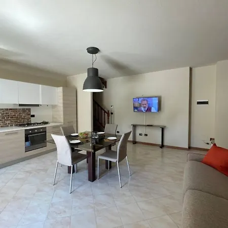 דירה 'il Bosco' Mit Terrasse By Interhome Castagnelo